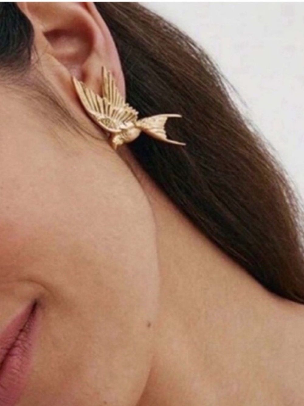 New! 14K Gold Plated Sparrow Bird Earrings (3041) NWOT - Picture 3 of 4